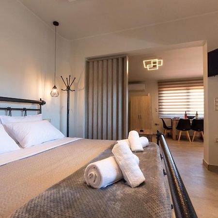 Demi'S Apartments Near Athen'S Airport أرتيميدا المظهر الخارجي الصورة