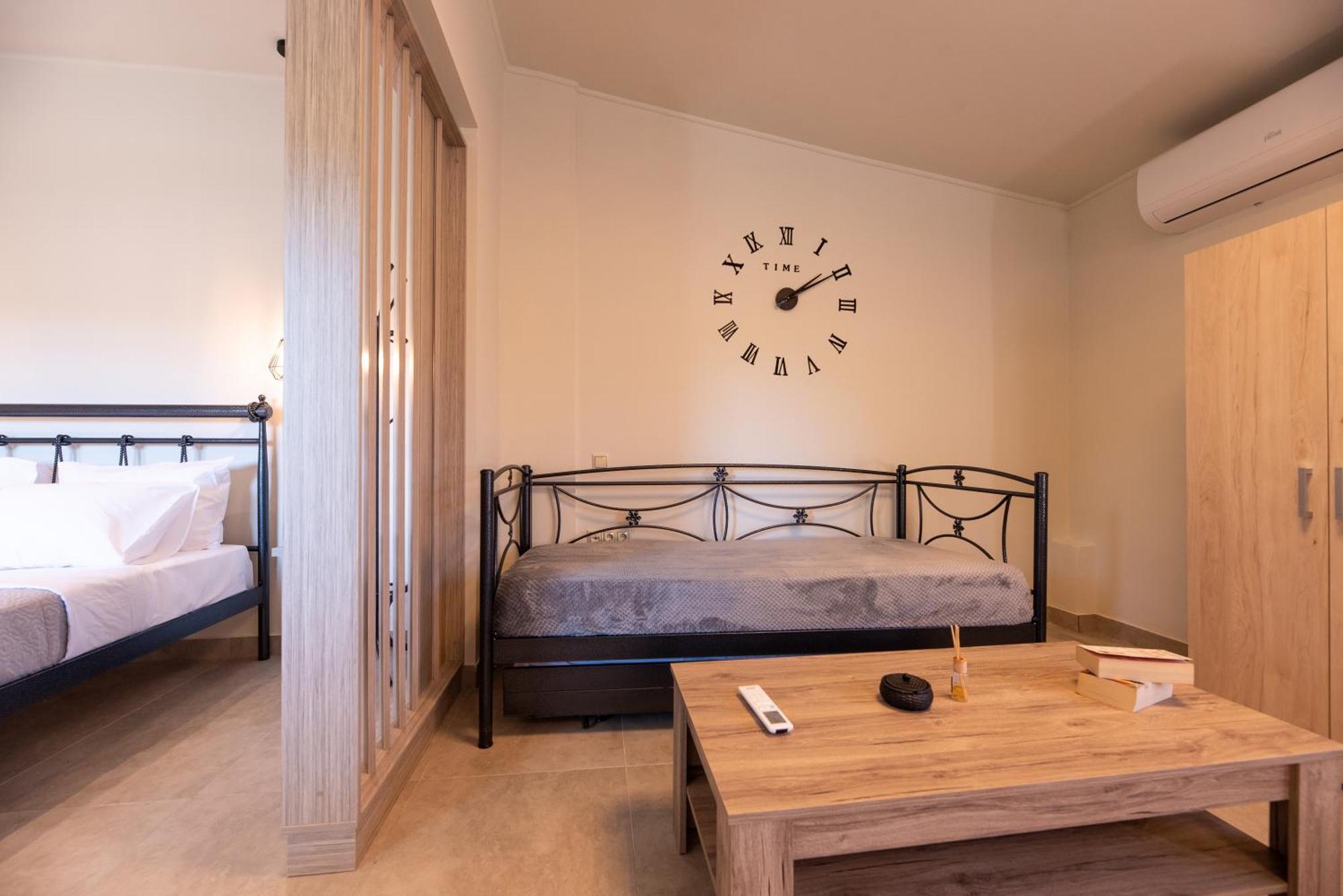 Demi'S Apartments Near Athen'S Airport أرتيميدا المظهر الخارجي الصورة