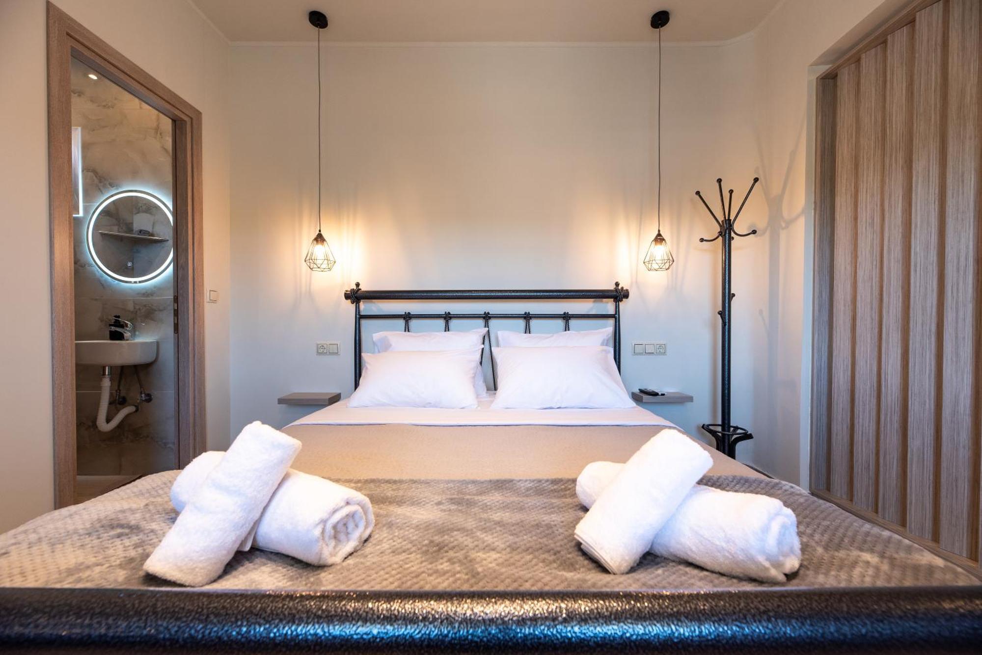 Demi'S Apartments Near Athen'S Airport أرتيميدا المظهر الخارجي الصورة