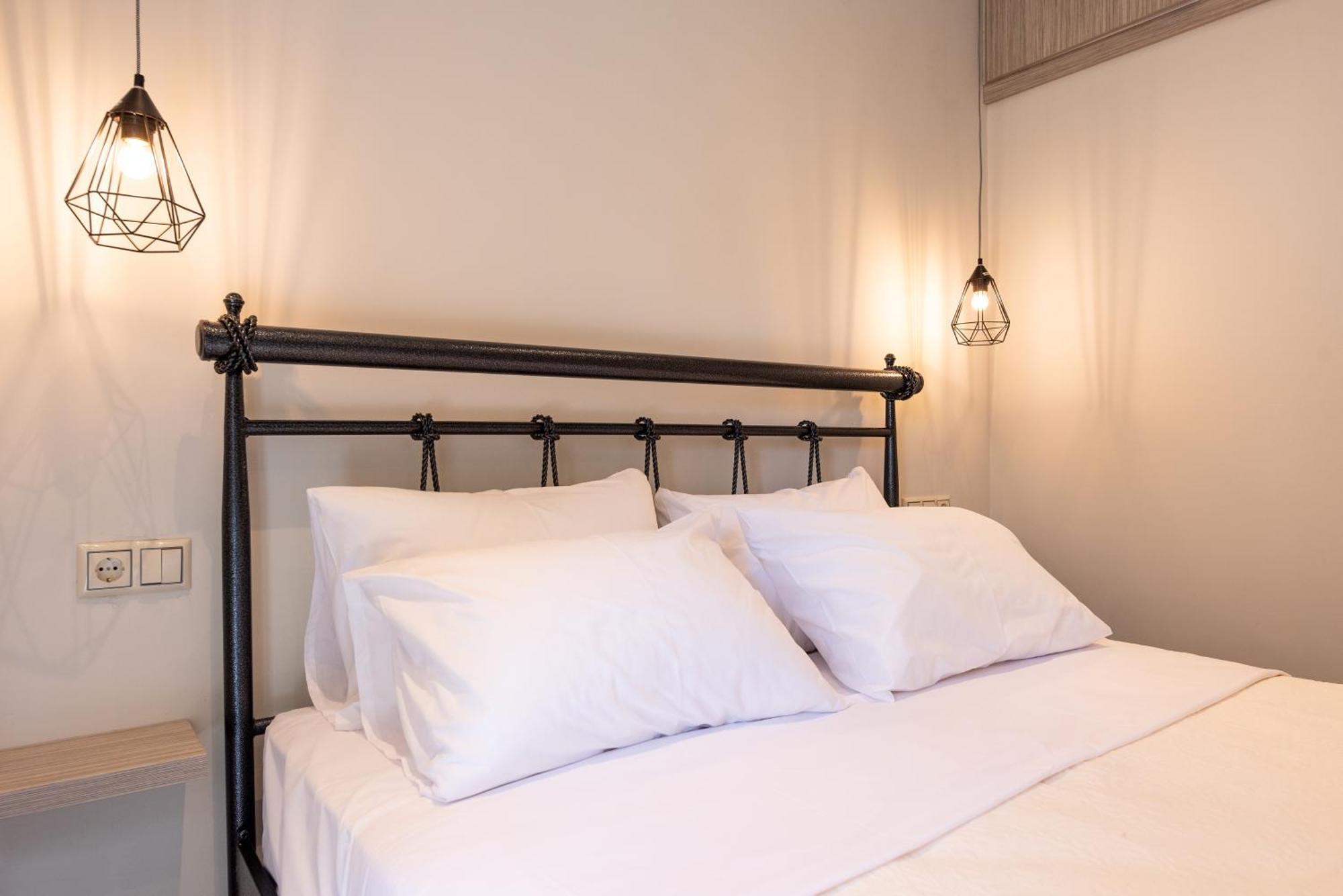 Demi'S Apartments Near Athen'S Airport أرتيميدا المظهر الخارجي الصورة